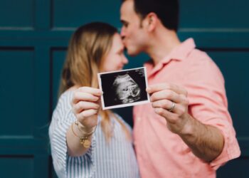 First Pregnancy Appointment: What to Expect and Prepare