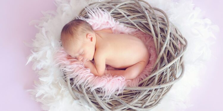 Newborn’s First Days of Life: A Journey of Love and Discovery